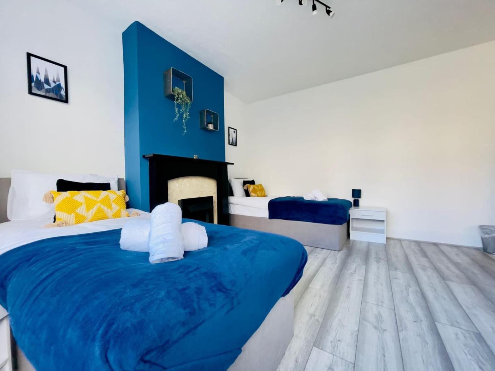 Sariyu Space Luton Hotel Luton  Buitenkant foto